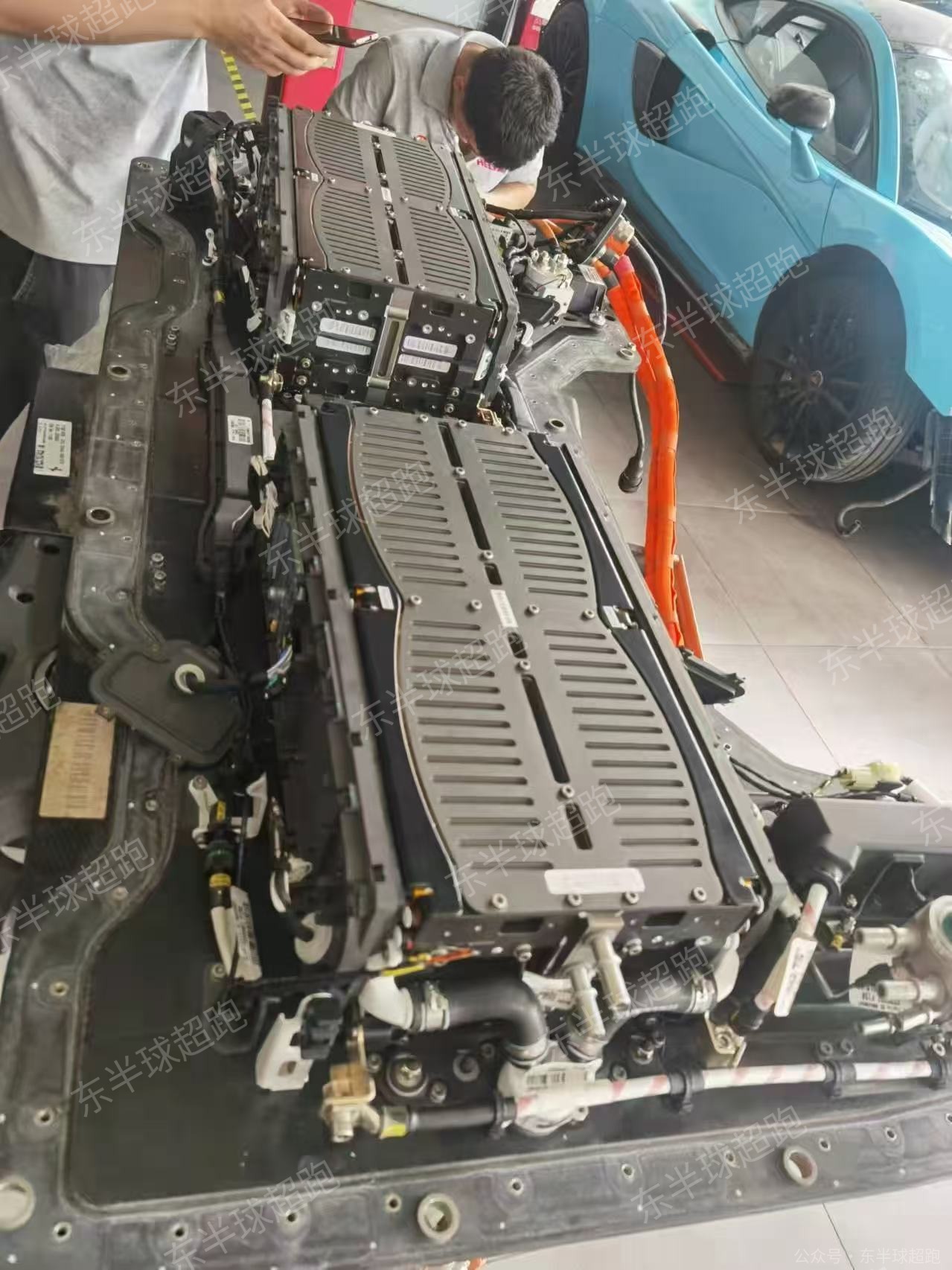 LaFerrari动力总成拆解维修